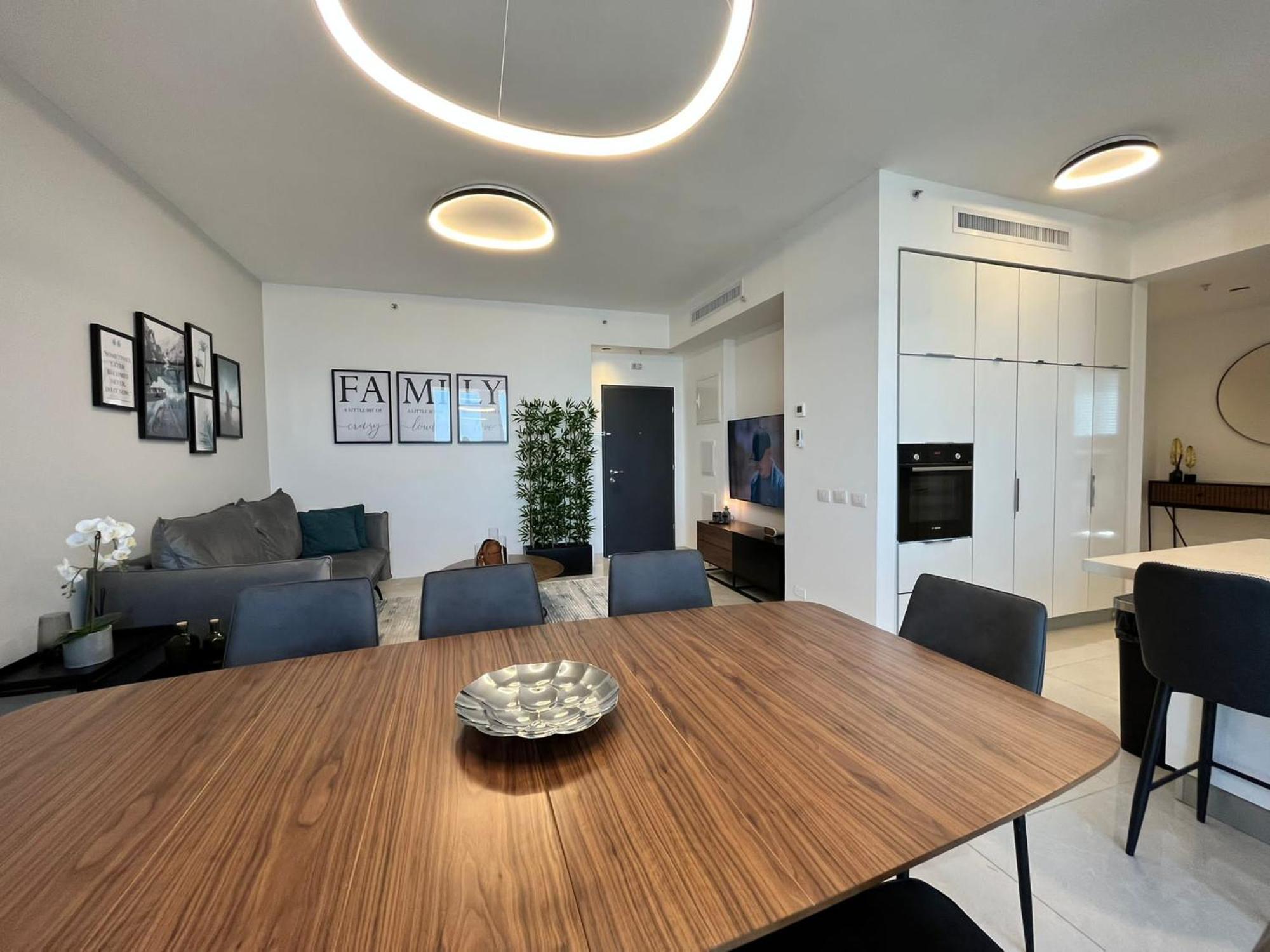 New Luxuries 3 Bedroom Apartment In J Tower Jerusalem Exterior photo