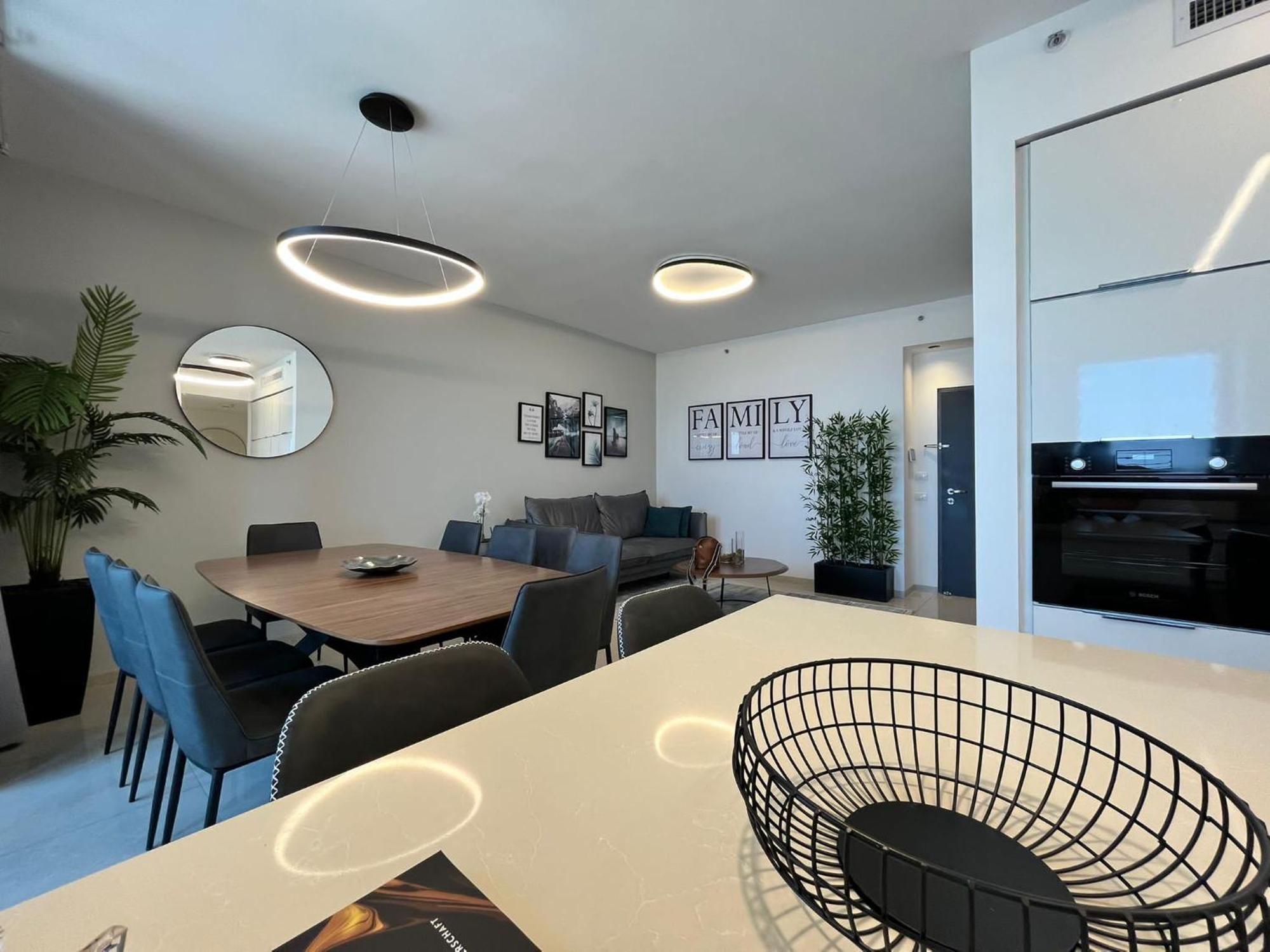 New Luxuries 3 Bedroom Apartment In J Tower Jerusalem Exterior photo
